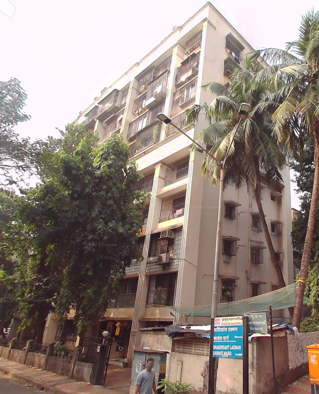 2 BHK Semi Furnished in Ratna Samuha CHS , Andheri West